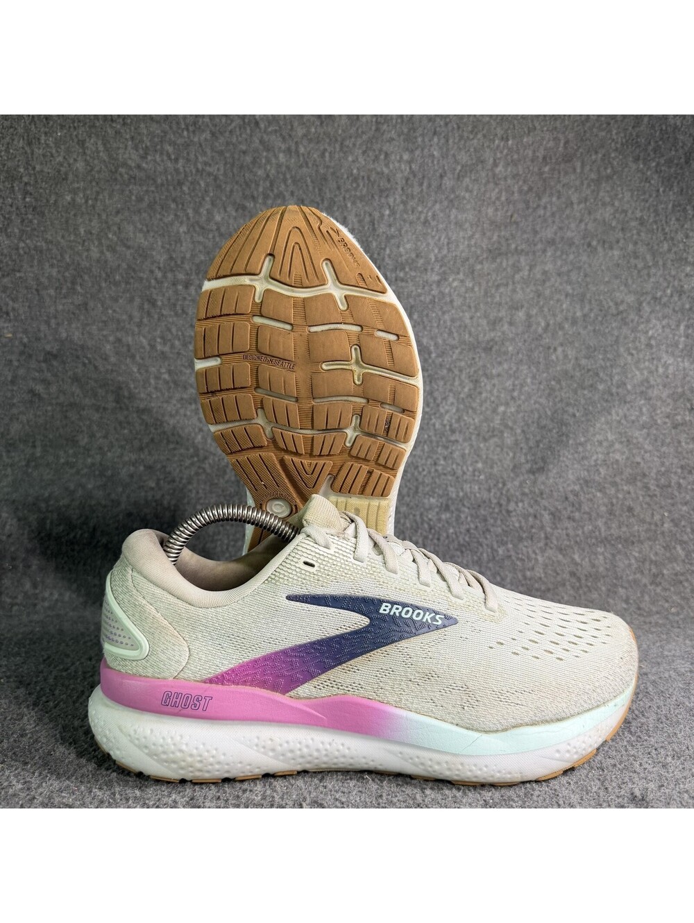 Brooks Ghost 16 Oyster Apricot Pink Womens Size 8D Running Shoes 1204071D187
